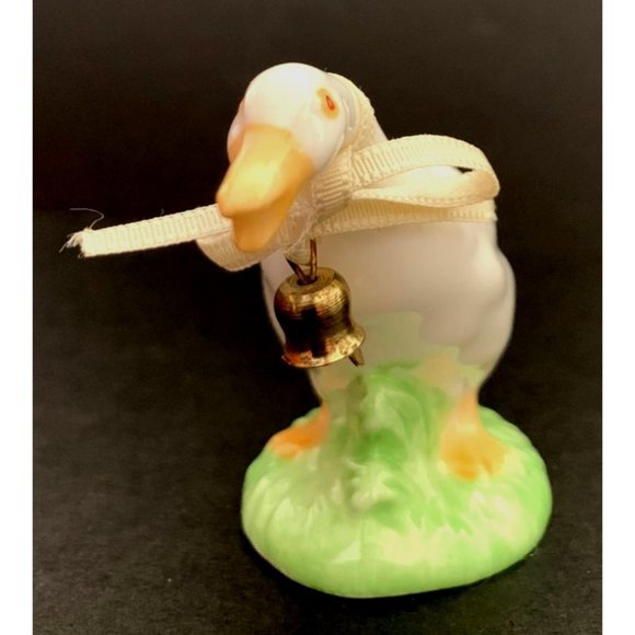 1980's Vintage Bone China Miniature Geese, Set of 4. - Picture 13 of 15